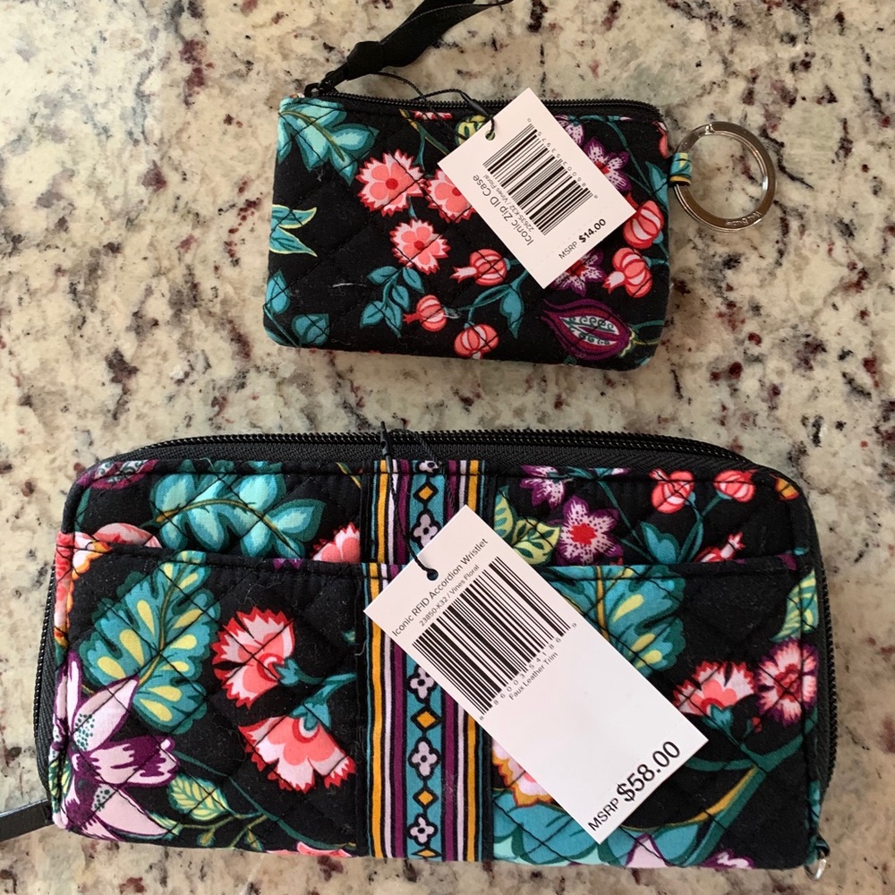 Vera Bradley accordion Wristlet & Zip ID case.
